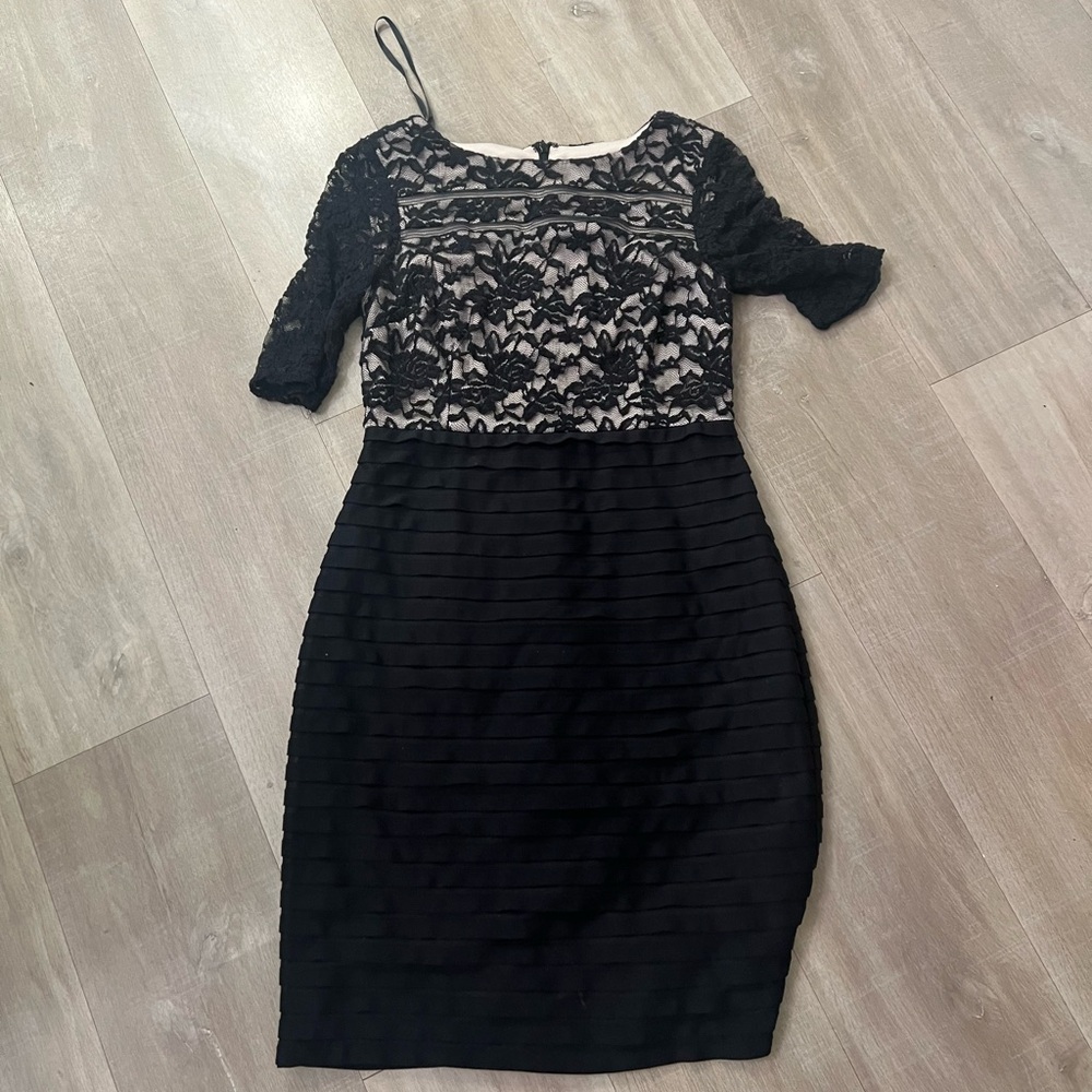 Cute dress - selling on behalf of my mom :)